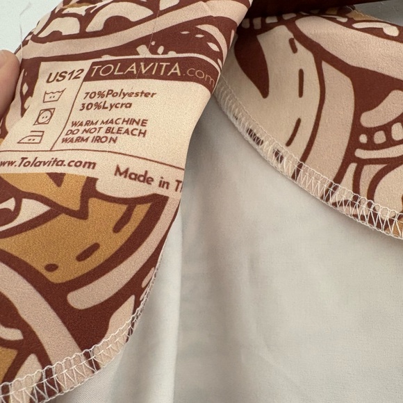 Tolavita Long Sleeve Paisley Maxi Dress in Tan and Cream | Tolavita Modest Maxi - Picture 8 of 12